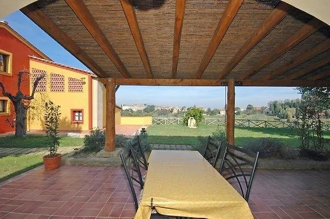 Country house Il Nespolo Guest House Lari