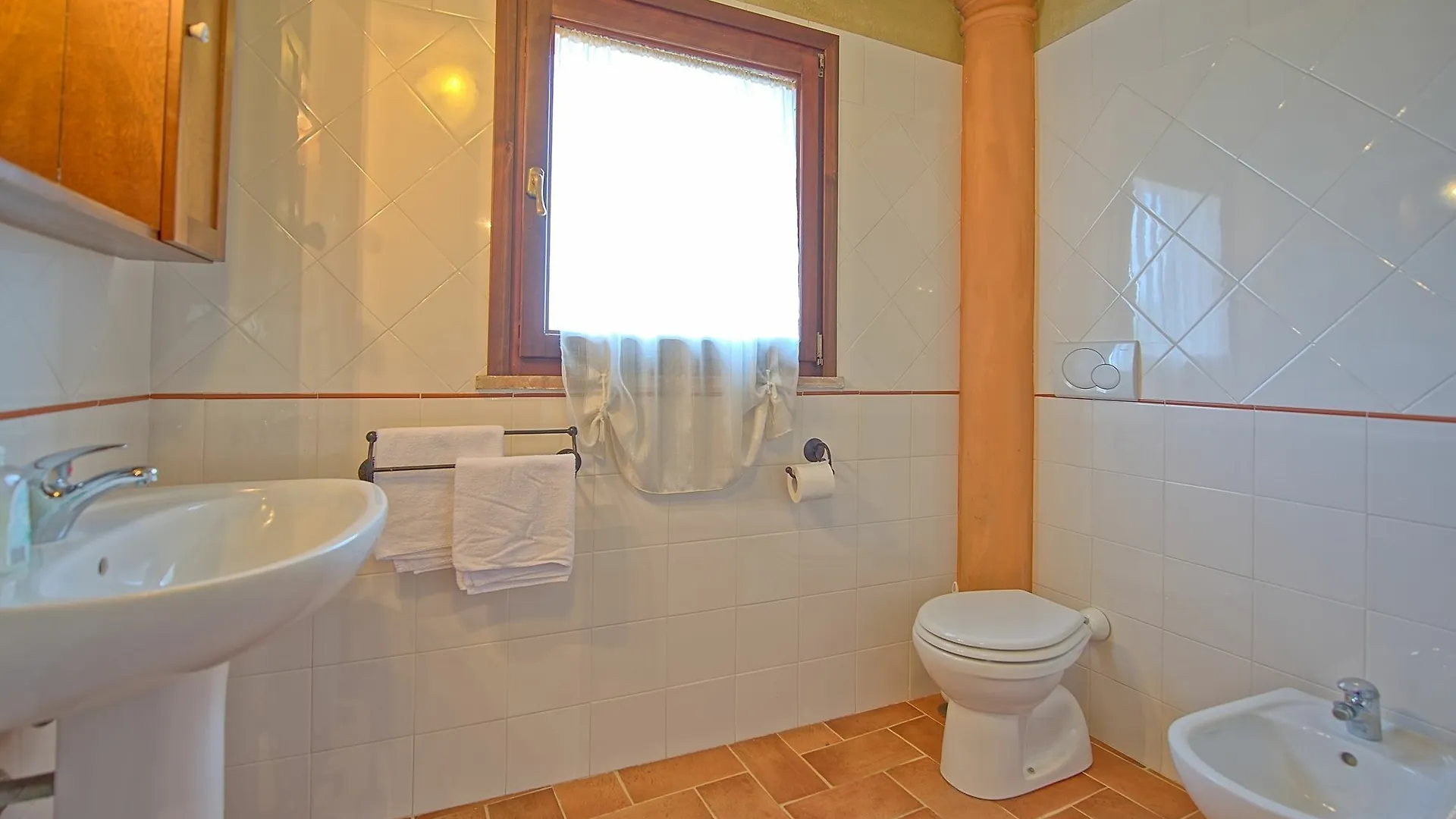 Il Nespolo Guest House Lari 0*, Casciana Terme Italy